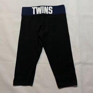 VS PINK Medium Minnesota Twins Leggings Yoga Pants Capri Vintage 2013